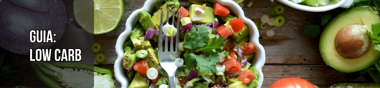 refeição com vegetais e frutas com baixo índice de carboidrato